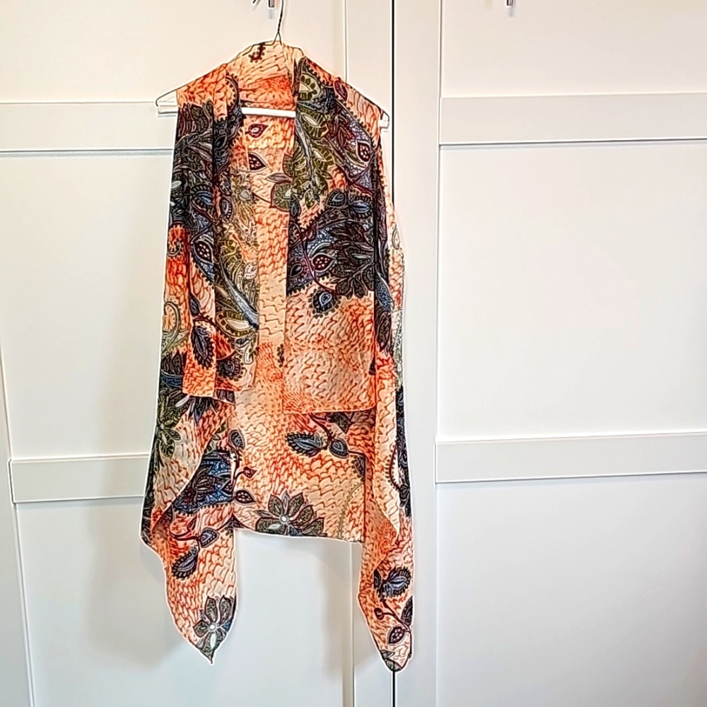 Light weight multi wear wrap